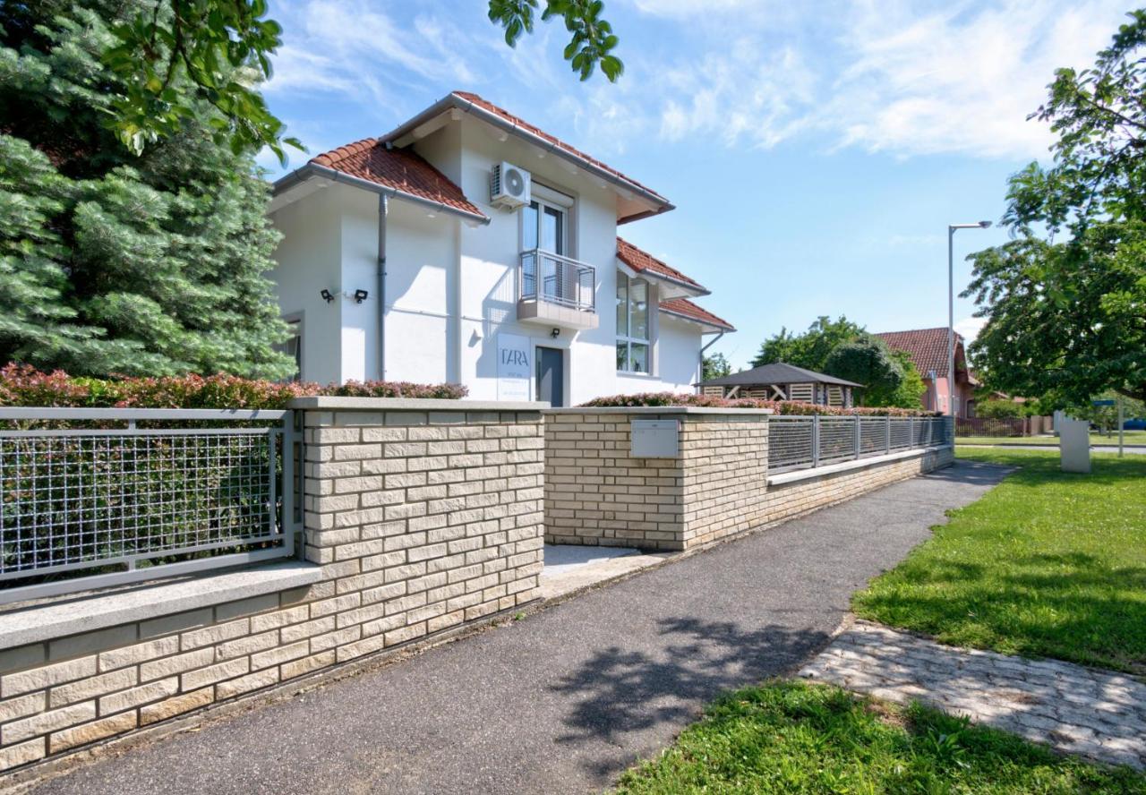 Villa Tara Buek Buk Exterior foto