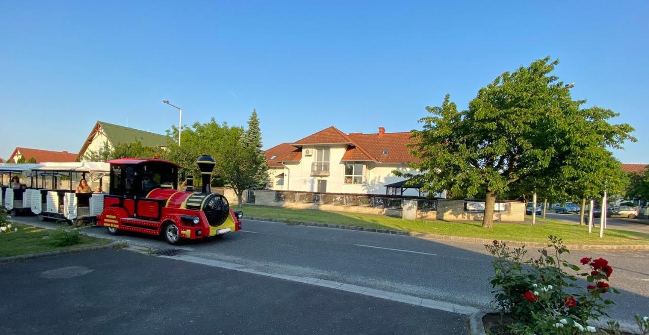Villa Tara Buek Buk Exterior foto